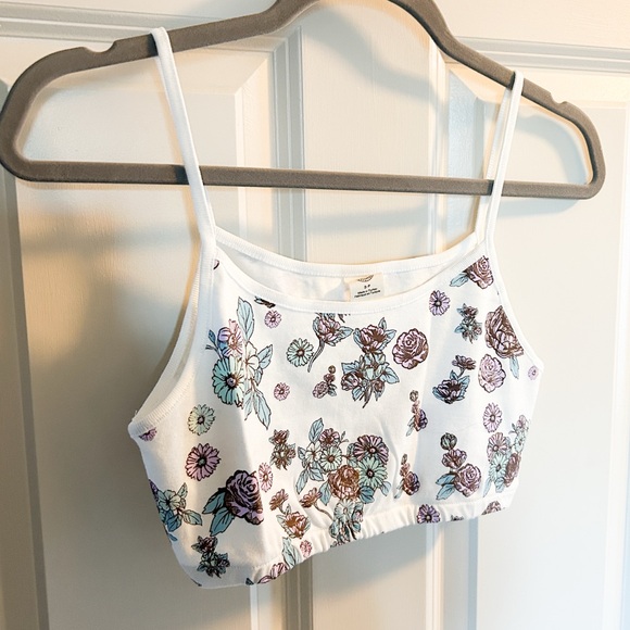 Urban Outfitters Crop Top - Picture 3 of 7